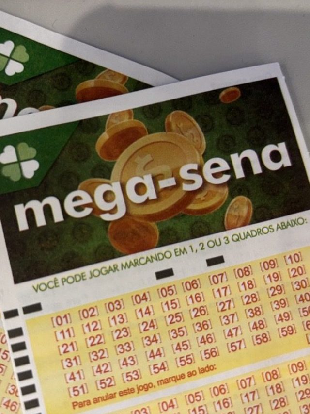 mega-sena-acumula-e-premio-vai-a-r$-100-milhoes