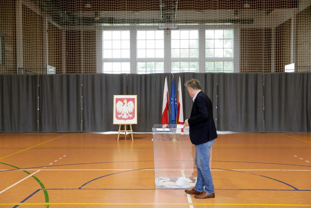 poloneses-votam-para-presidente-enquanto-seguranca-e-tema-de-preocupacao