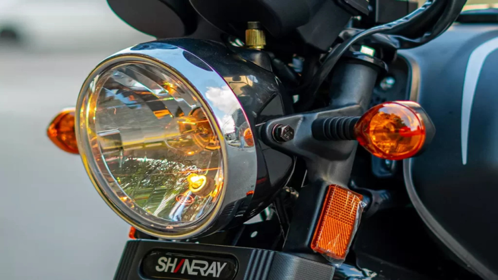 moto-0-km-popular-no-brasil-custa-menos-de-r$-9-mil-e-faz-ate-40-km/l!