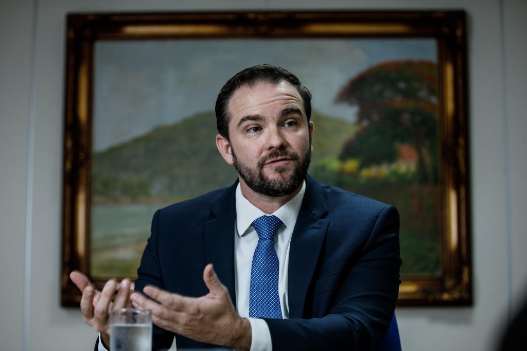 governo-reabre-dialogo-sobre-alta-do-iof-apos-reuniao-com-grandes-bancos