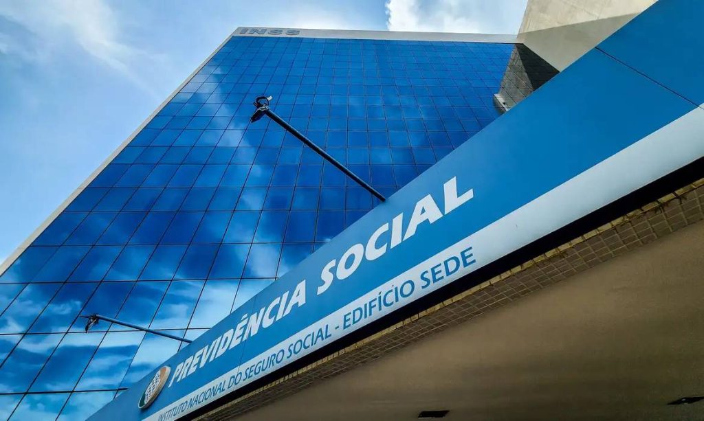 inss:-reembolso-de-descontos-ilegais-comeca-nesta-quinta-feira-(24);-veja-como-obter
