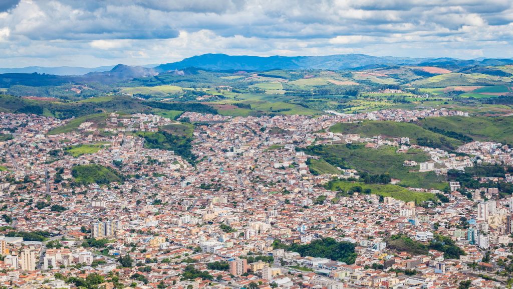 idosos-e-aposentados-estao-fazendo-as-malas-para-irem-morar-nessa-cidade