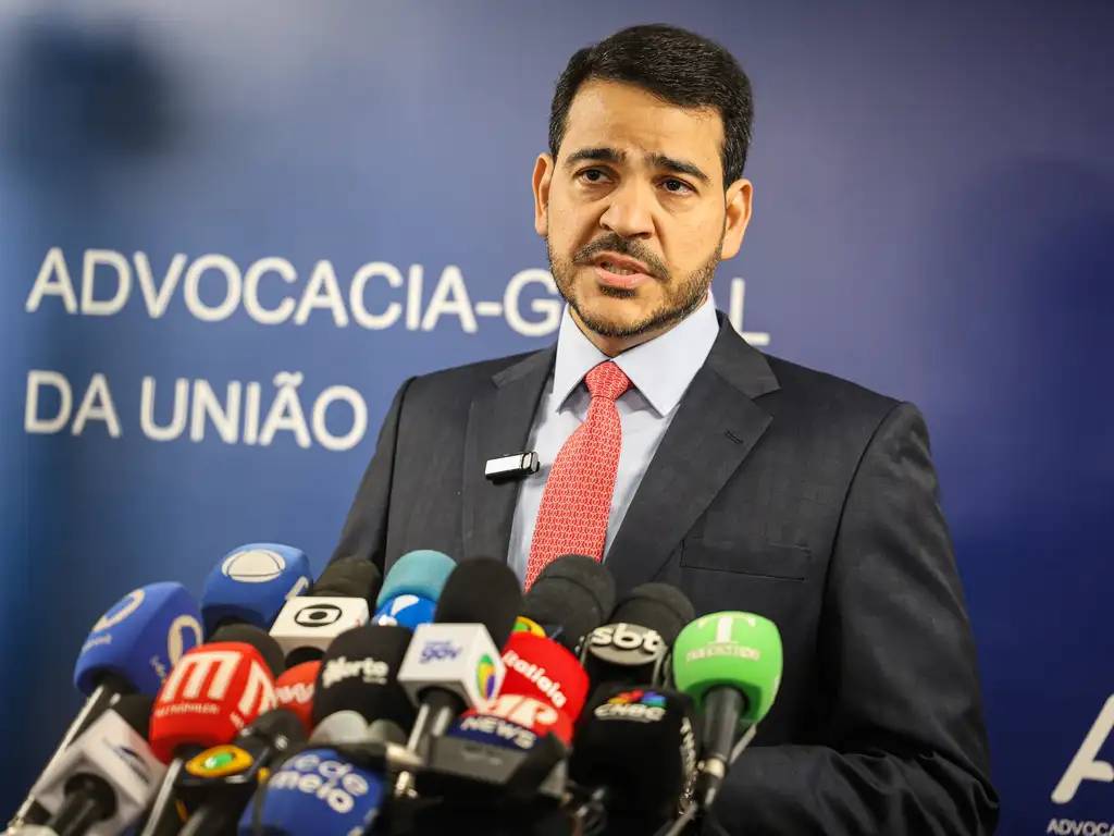 sostenes-critica-possivel-indicacao-de-messias-para-o-stf:-‘esquerdista-evangelico’