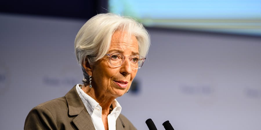 bce-ve-riscos-tarifarios-menores-e-economia-mais-estavel