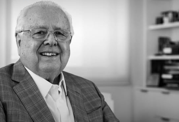 ary-mattos-filho,-jurista-e-ex-presidente-da-cvm,-morre-aos-85-anos