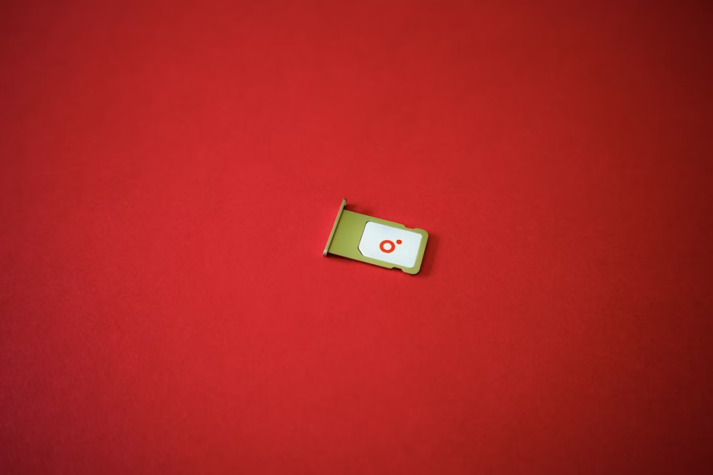 como-a-tecnologia-esim-esta-transformando-a-conectividade-global-e-o-trabalho-remoto