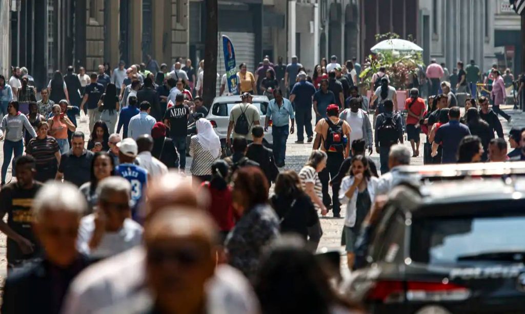 pib-do-terceiro-trimestre-deve-confirmar-ritmo-mais-fraco,-reforcando-a-desaceleracao