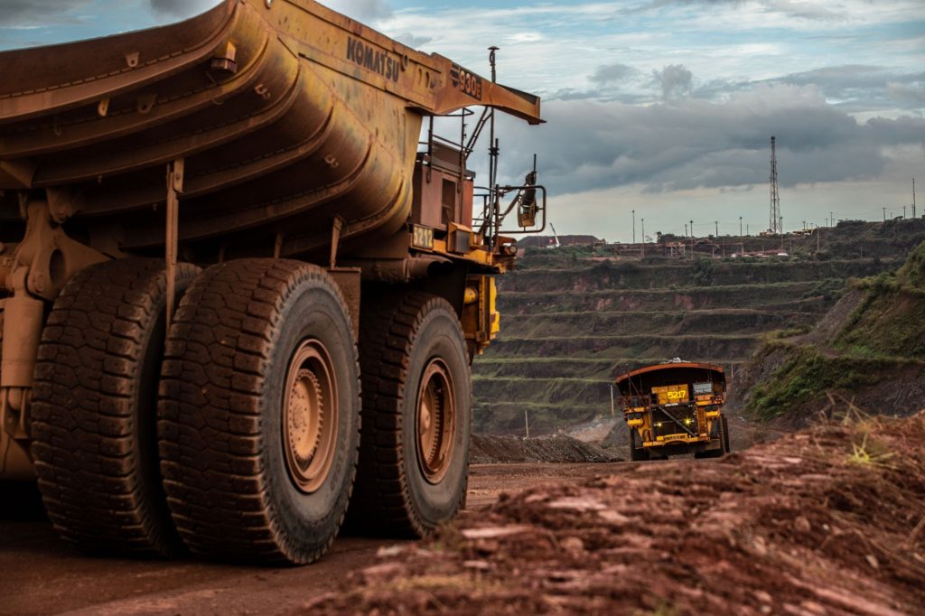 minerio-recua-a-espera-de-reunioes-na-china-e-fundamentos-de-mercado-mais-fracos