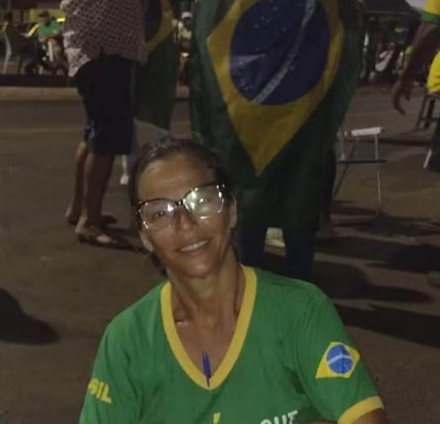 foragida-do-8-de-janeiro,-brasileira-condenada-a-14-anos-e-presa-na-argentina
