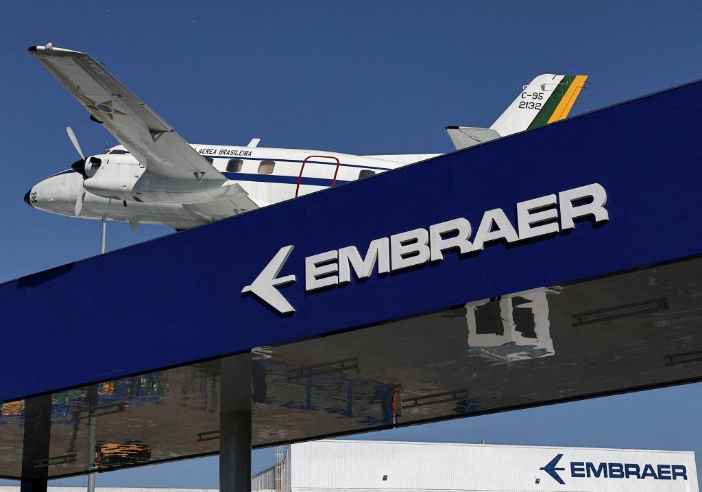 embj3:-jpmorgan-visita-fabrica-da-embraer-e-sai-com-otimismo-renovado-sobre-acoes