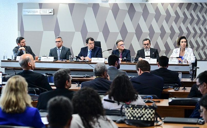 apos-mudanca-do-relatorio,-votacao-do-pl-antifaccao-e-adiado-na-ccj-do-senado