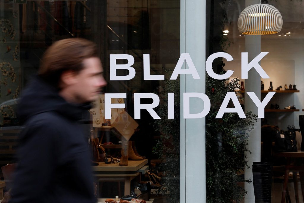anatel-e-receita-flagram-4,2-mil-itens-irregulares-na-black-friday-dos-marketplaces