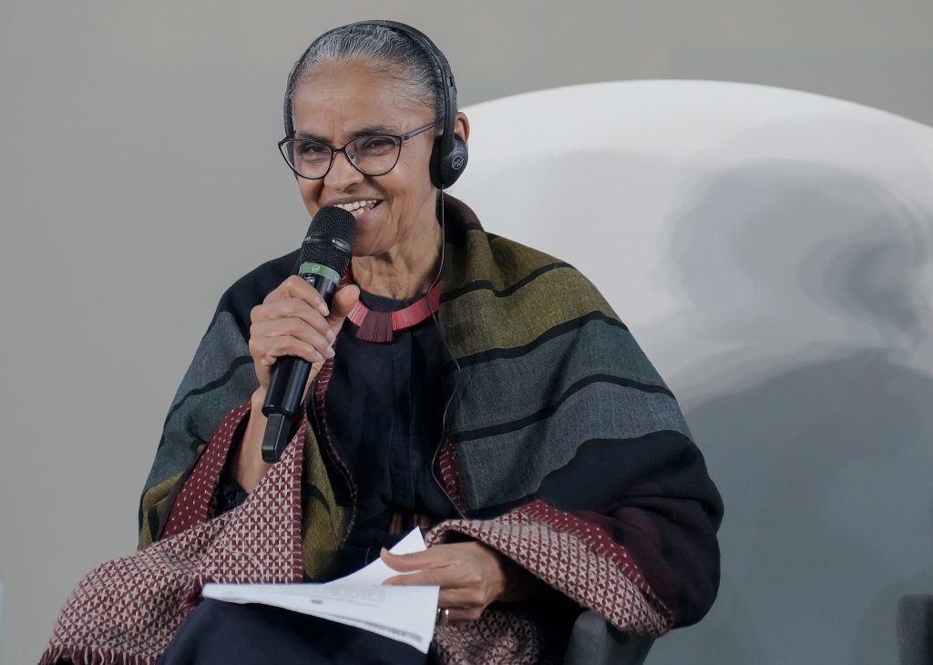 marina-silva-e-hospitalizada-apos-dor-na-lombar;-exame-indica-‘leve-fratura’
