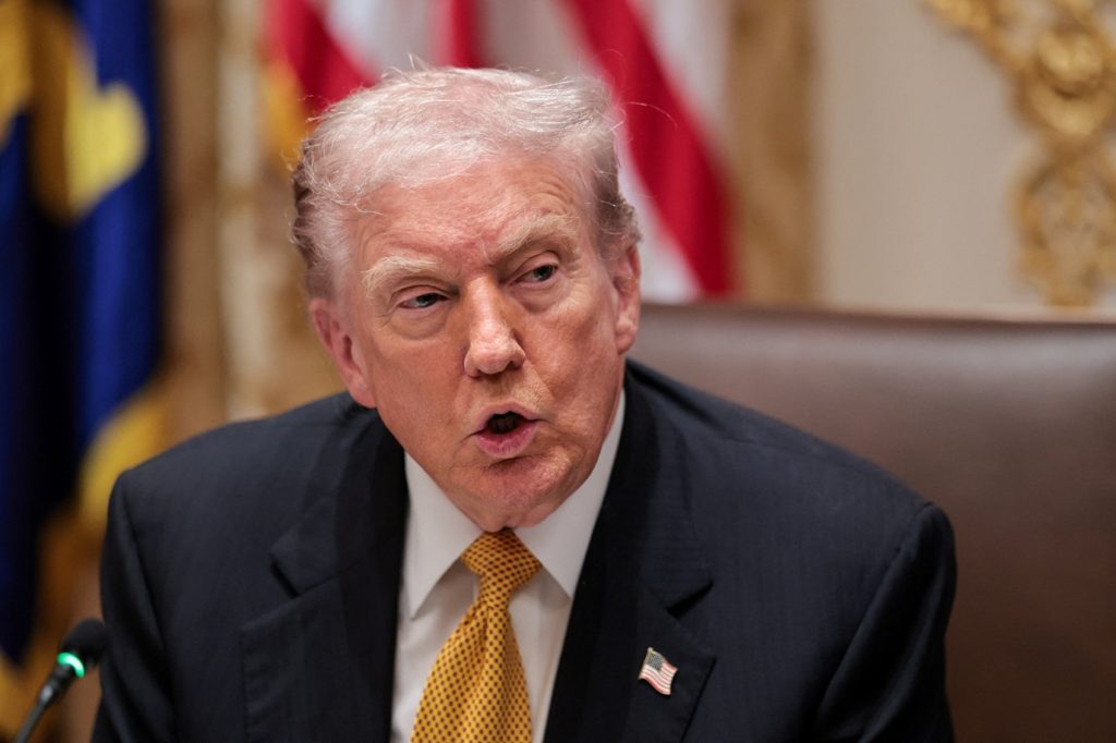 trump-ordena-rigor-na-revisao-vistos-a-profissionais-altamente-qualificados