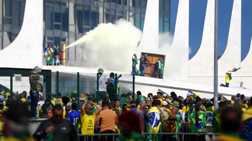 justica-argentina-decide-pela-extradicao-de-5-brasileiros-condenados-no-8-de-janeiro