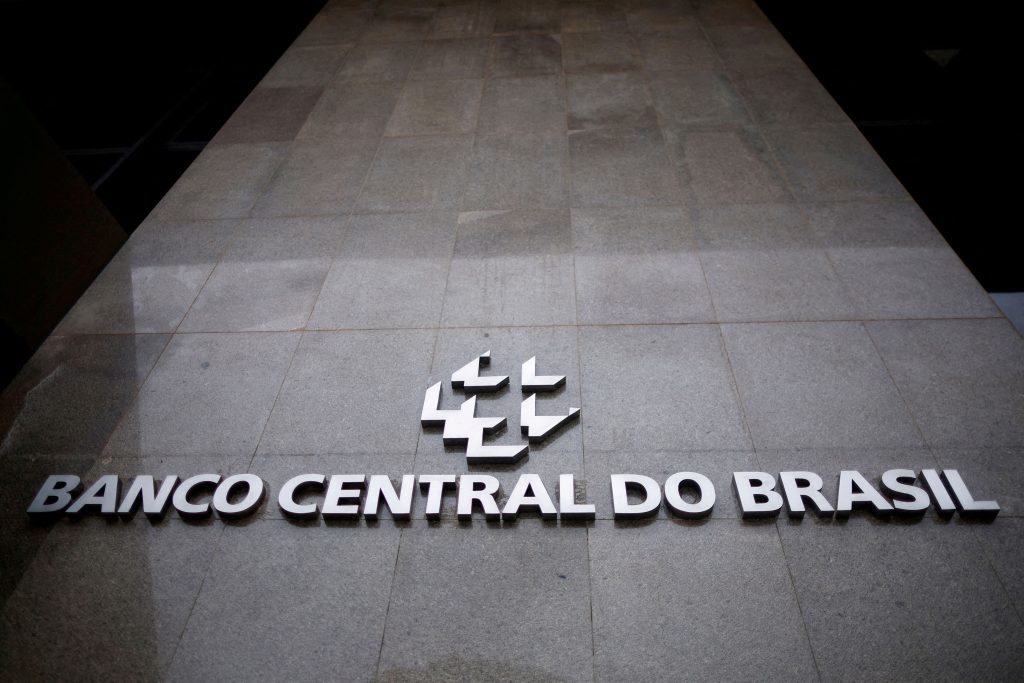 bc-corta-selic-em-janeiro?-chance-volta-ao-radar-com-economia-com-desempenho-desigual